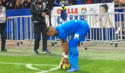 杰明末节15分！全场怒砍23分9篮板双双刷新生涯新高