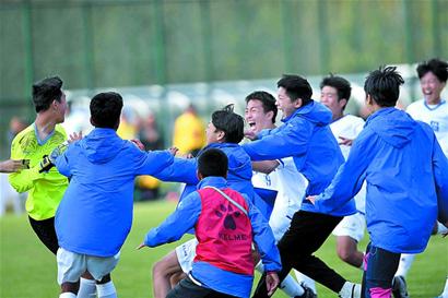 斯潘塞：重回勇士因真心想在科尔手下打球，和库里搭档很梦幻（斯潘塞：重返勇士源于真心想在科尔麾下效力，与库里并肩堪称梦幻）