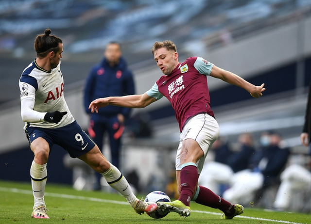 巴萨3-1力克马竞，胜利背后却难掩隐忧！你的看法是什么？（巴萨3-1击败马竞，胜利之下暗藏隐忧，你怎么看？）