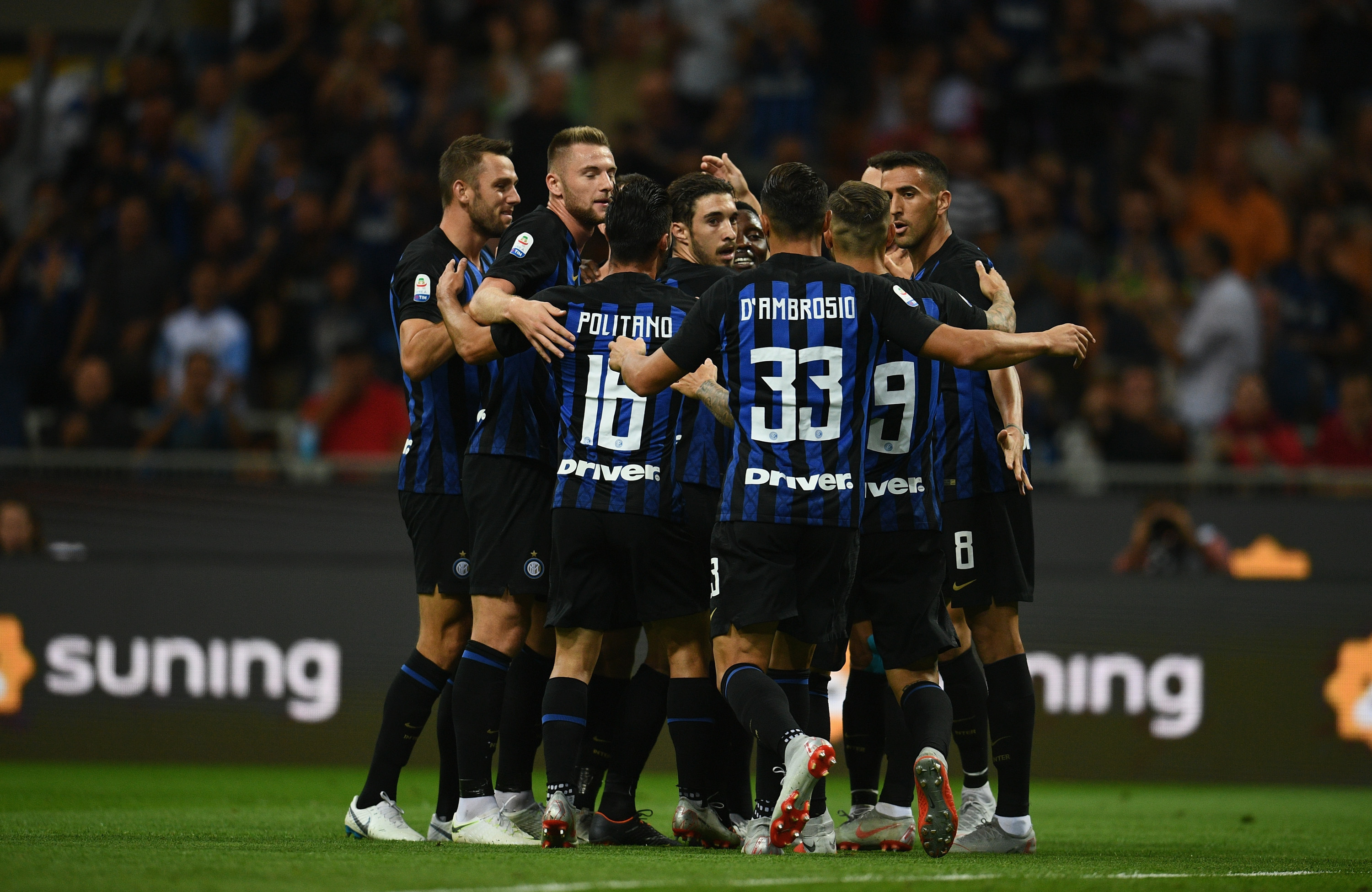 乌兹别克斯坦队展现黑马潜质（乌兹别克斯坦队崭露黑马之势）