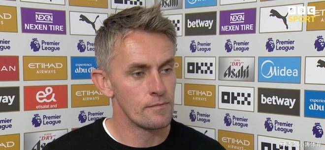 记者：阿贾克斯正接触前狼堡主帅西莫尼斯，视为海廷加继任者（记者：阿贾克斯洽谈前狼堡主帅西莫尼斯，拟任海廷加接班人）