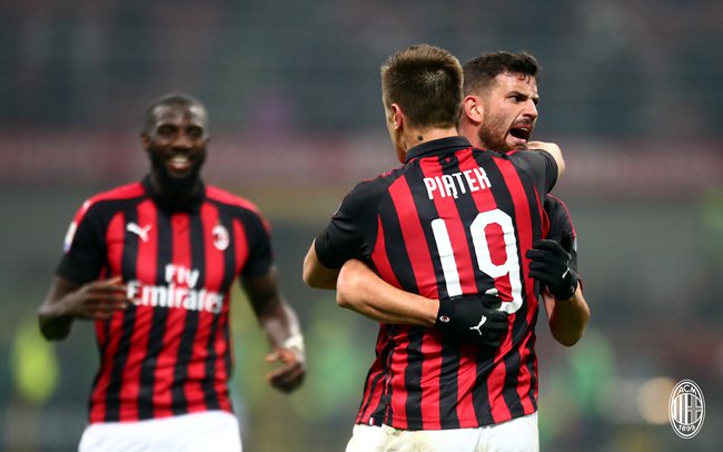 永远的科皇！拜仁在对阵圣保利赛前为科曼补办告别仪式（科皇永存！拜仁战圣保利前为科曼补办告别仪式）