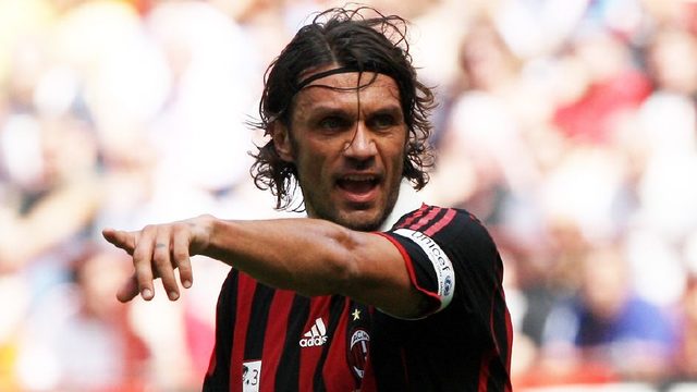 中国冰壶男队7比0胜波兰，明日双赛争冬奥门票（中国男子冰壶队7-0横扫波兰，明日连战冲击冬奥资格）