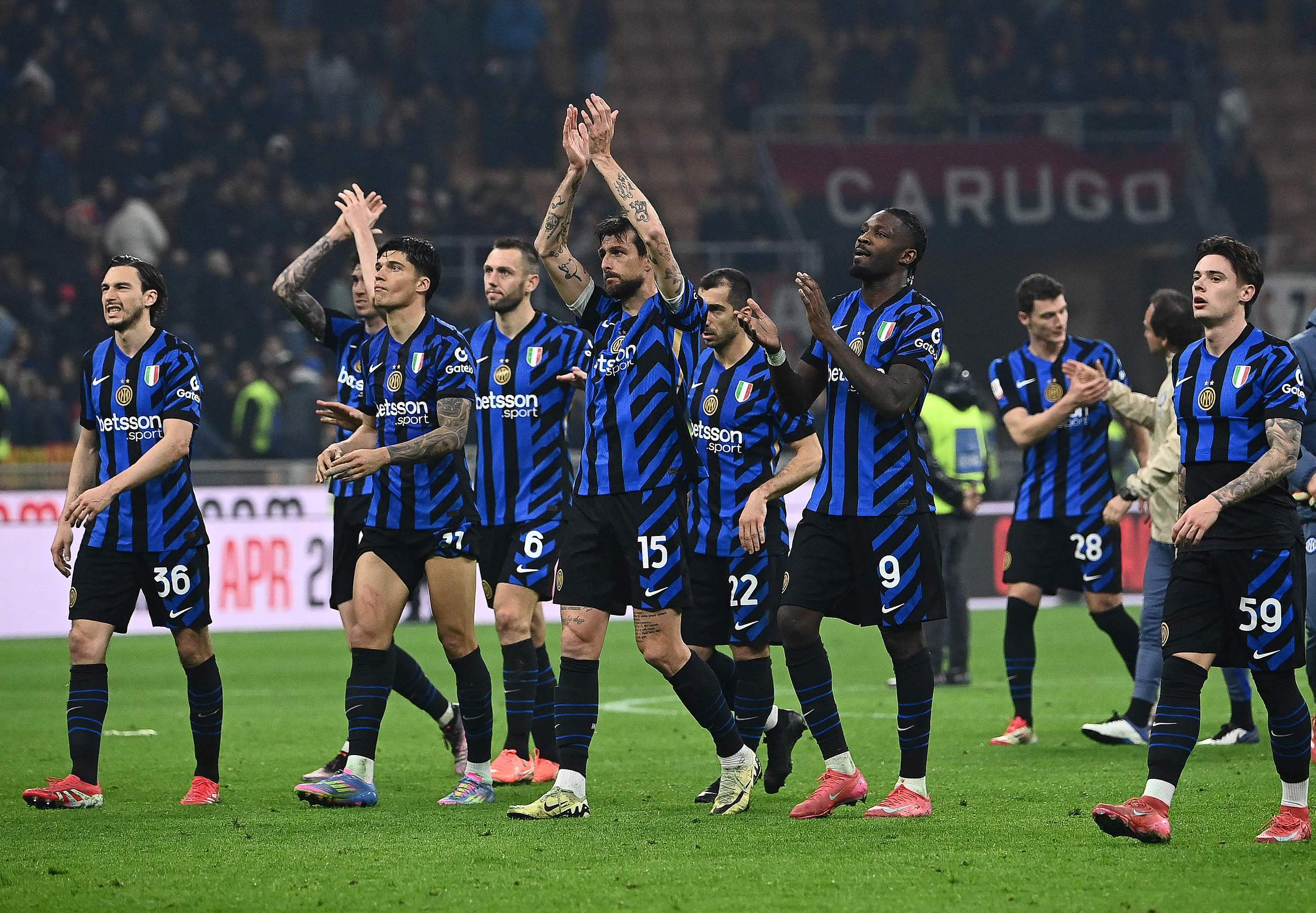 CBA球员表现回顾：广东队精彩集锦,（广东队高光瞬间：CBA球员赛场表现盘点）