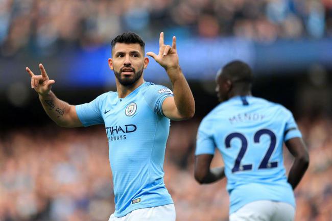 埃基蒂克：安菲尔德的氛围太棒了；我来到这里就是为了赢（埃基蒂克：安菲尔德氛围震撼人心，我来这儿只为胜利）